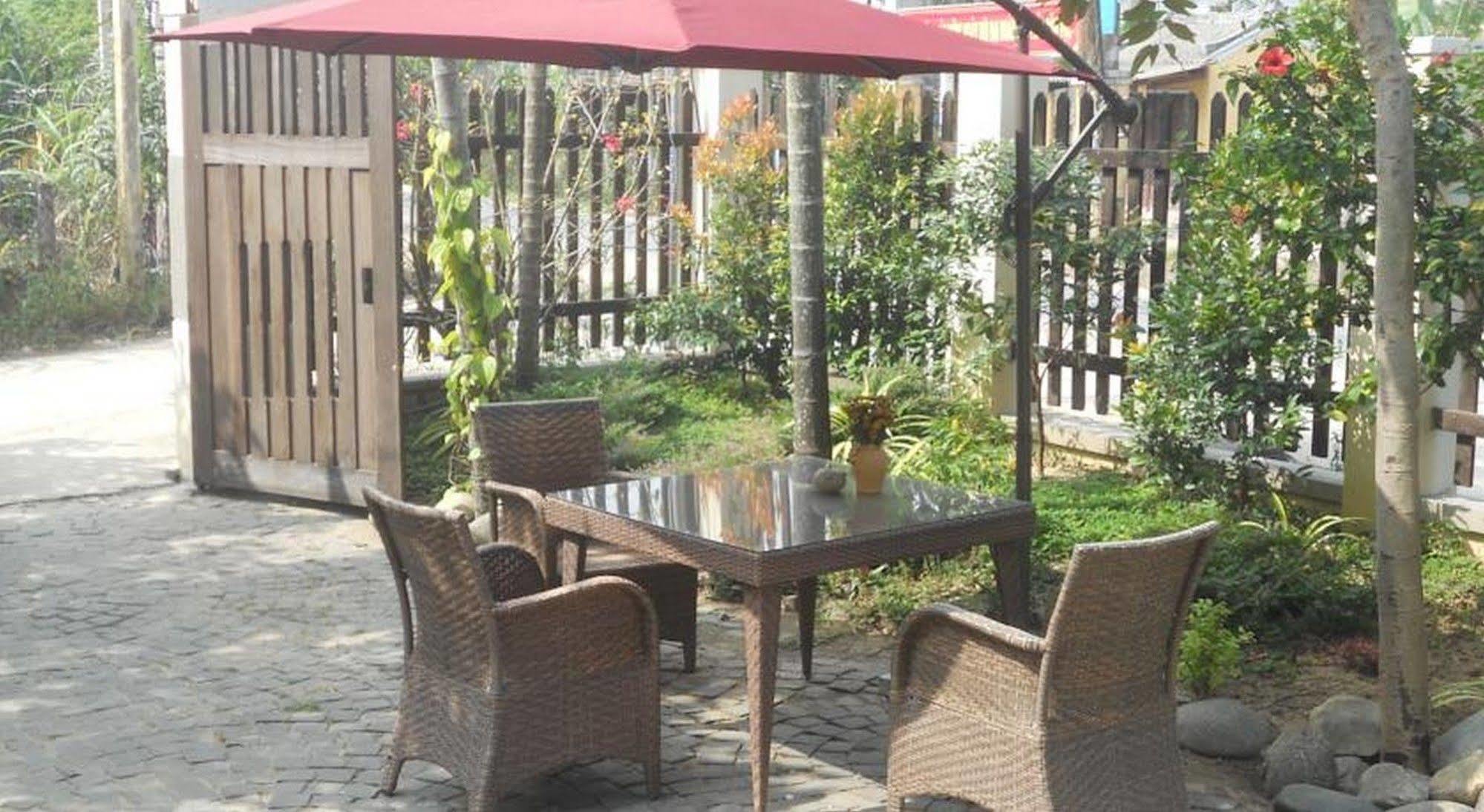 Lila Homestay Hội An Buitenkant foto